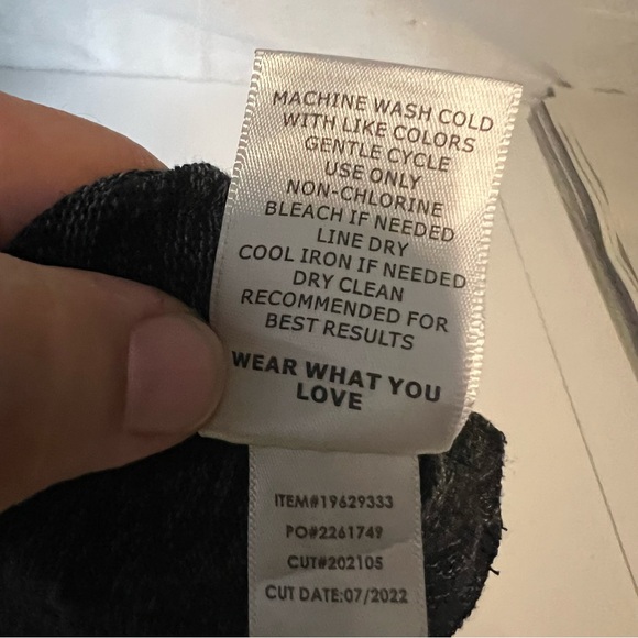 Torrid Relaxed Fit Super Soft Plush V-Neck Lace Yoke Dolman Top XL - Picture 12 of 14